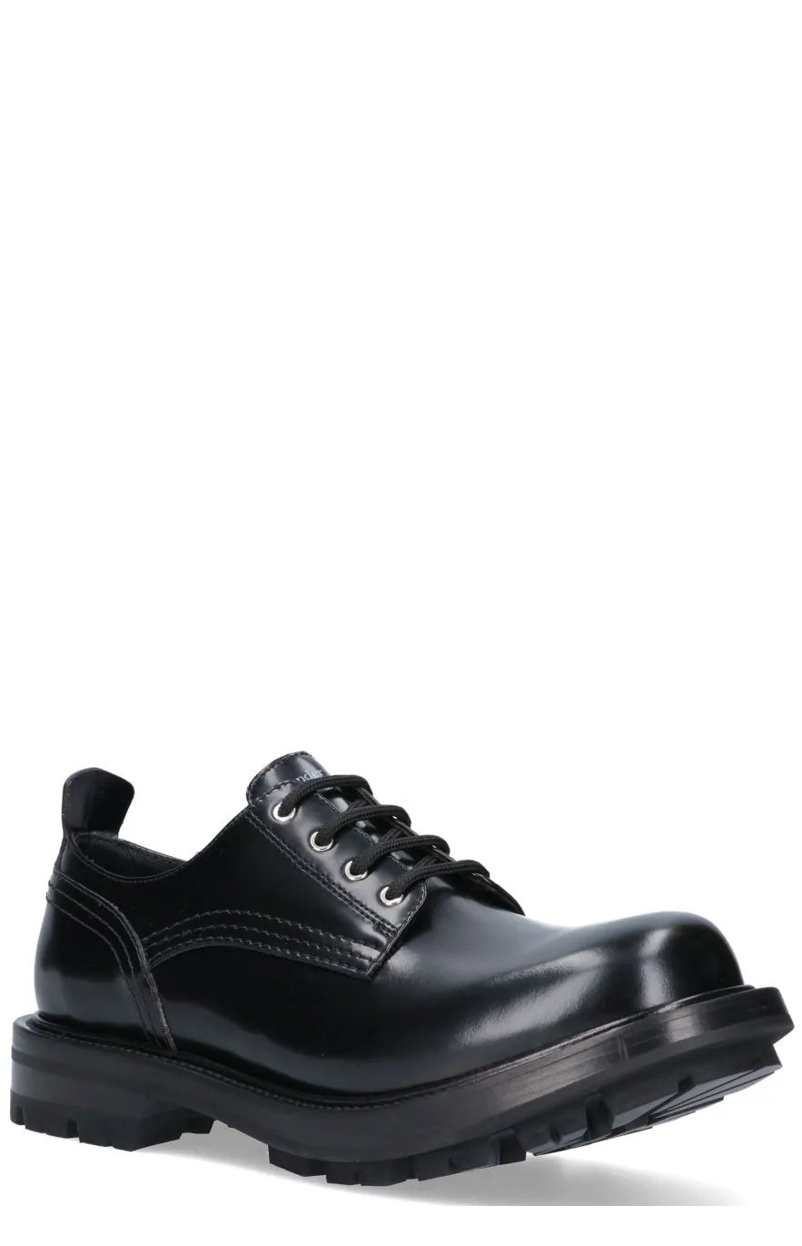 Alexander McQueen Round Toe Lace-Up Shoes
