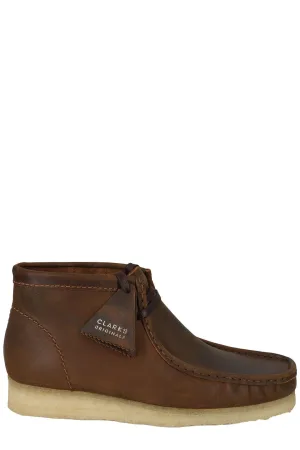 Clarks Round Toe Lace-Up Desert Boots