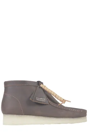 Clarks Round Toe Lace-Up Desert Boots