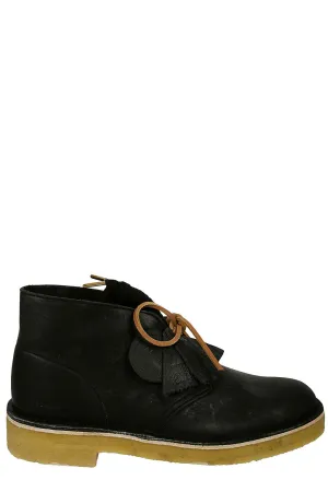 Clarks Round Toe Lace-Up Desert Boots