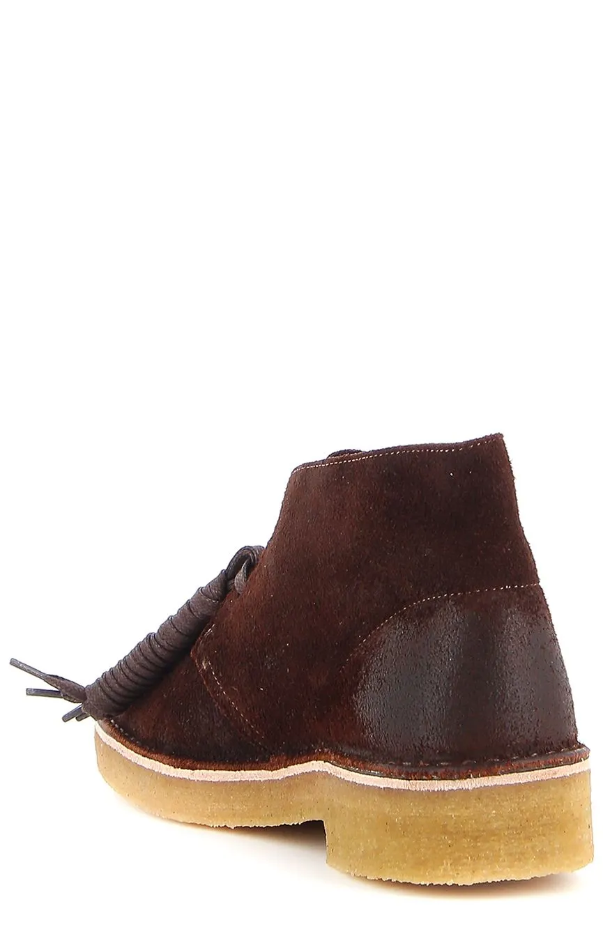 Clarks Round Toe Lace-Up Desert Boots
