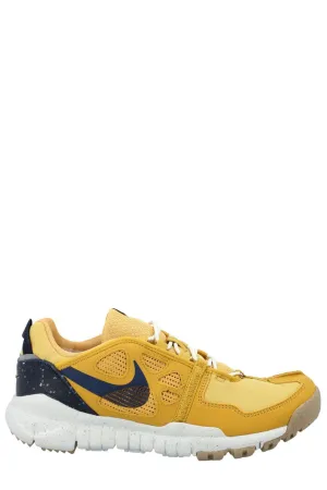 Nike Free Terra Vista Sneakers