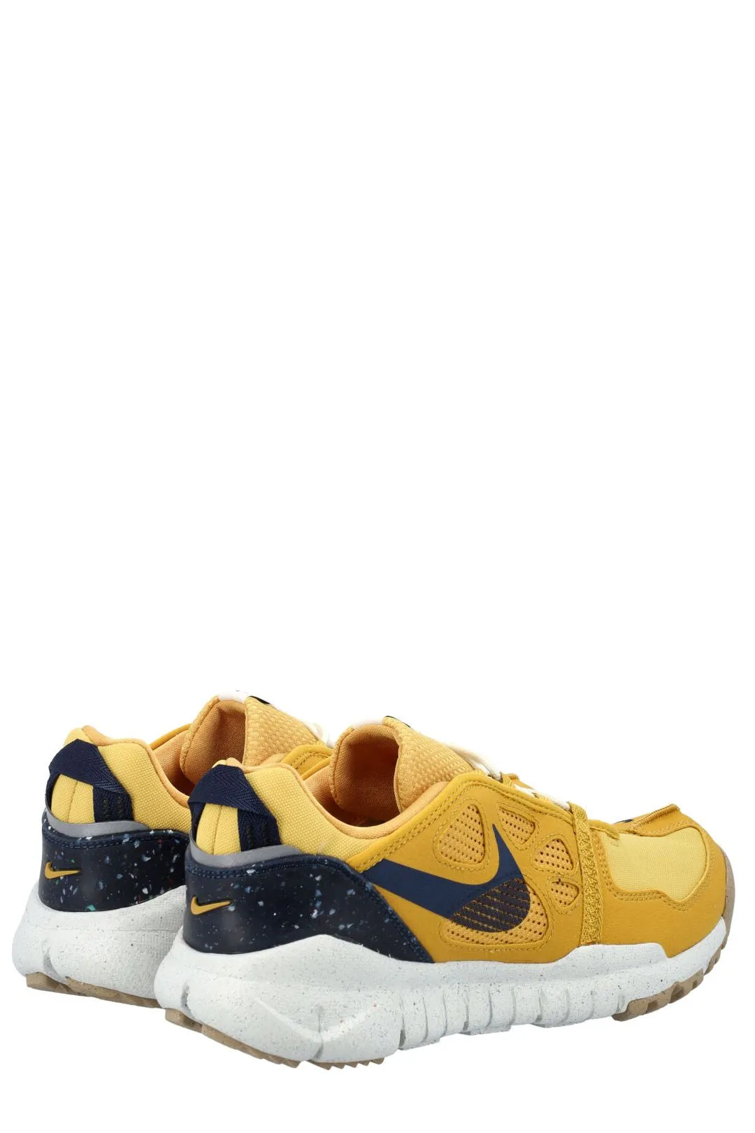 Nike Free Terra Vista Sneakers