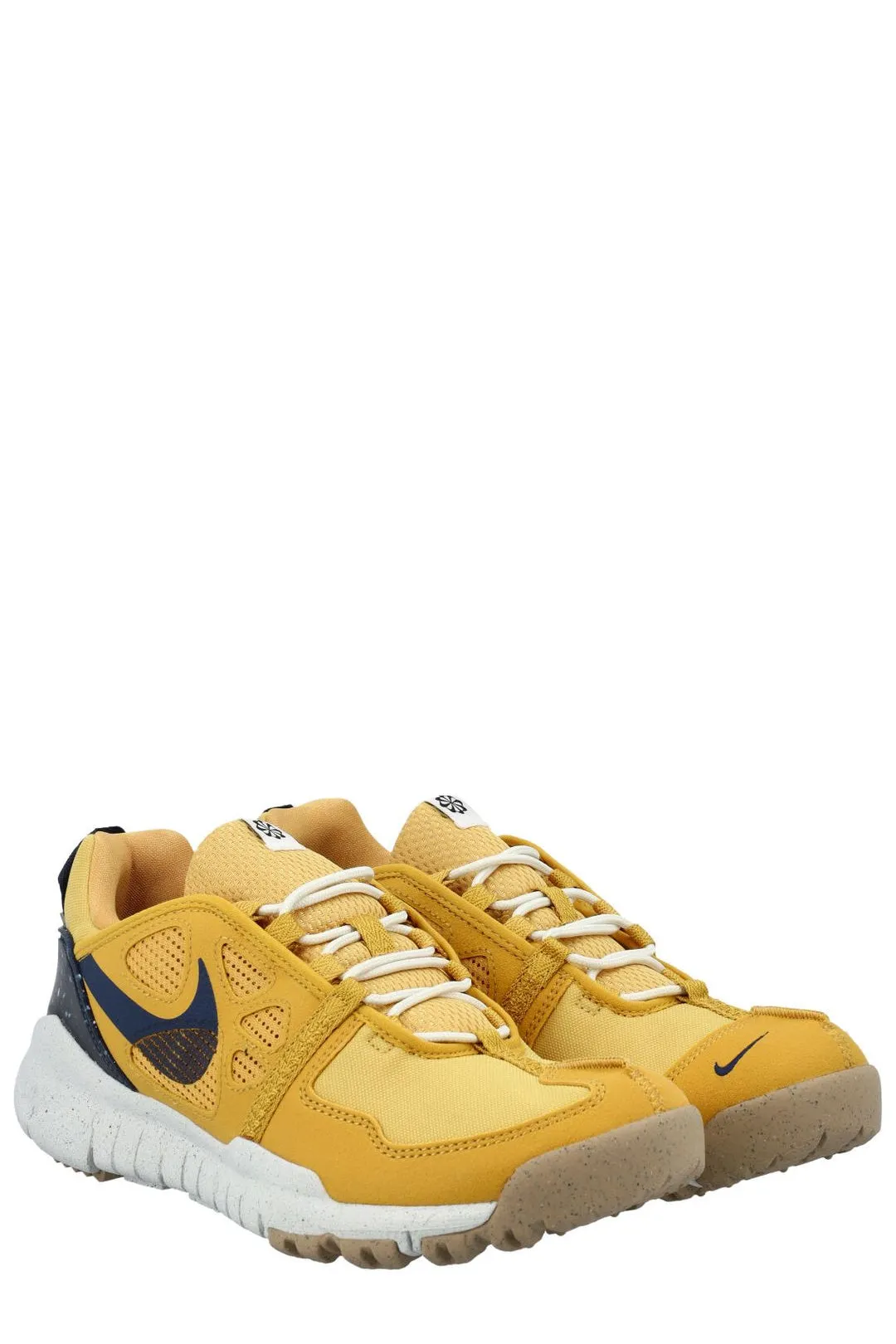 Nike Free Terra Vista Sneakers